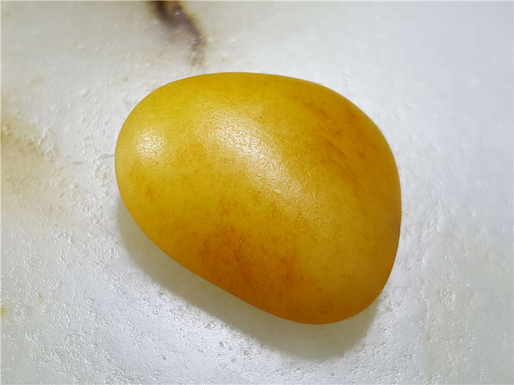 琪玉商城和田玉精品鸡油黄沁手链玩料8.6克