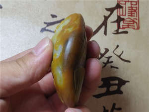 琪玉商城和田玉细腻油润苏工名家鸡油黄沁籽料天龙地虎把件143.9克WP
