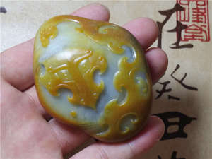 琪玉商城和田玉细腻油润苏工名家鸡油黄沁籽料天龙地虎把件143.9克WP