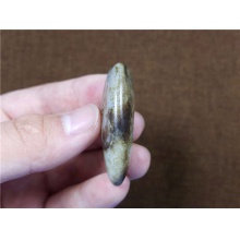 琪玉商城和田玉细腻黑皮籽料14.7克