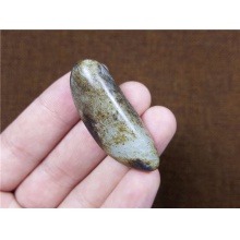 琪玉商城和田玉细腻黑皮籽料14.7克