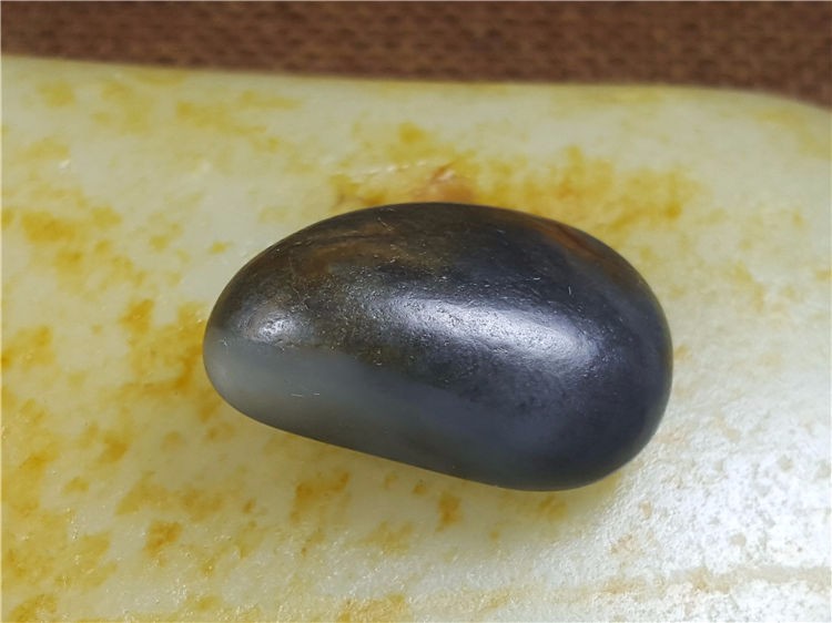 琪玉商城和田玉红皮青花手链籽料8.5克