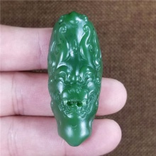 琪玉商城和田玉细腻油润菠菜绿碧玉仿古兽面挂件23.5克