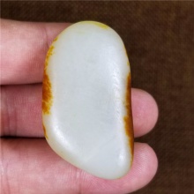 琪玉商城和田玉细腻油润双面天地枣红皮籽料31.8克，重器询价！