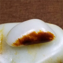 琪玉商城和田玉细腻油润双面天地枣红皮籽料31.8克，重器询价！