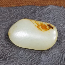 琪玉商城和田玉细腻完整枣红皮特色悟空腾云籽料23.8克，重器询价！