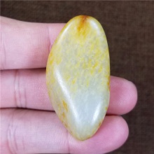 琪玉商城和田玉细腻油润撒金皮白玉籽料23.7克