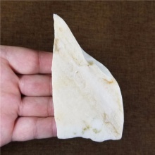 琪玉商城新疆早期地表纯天然戈壁羊脂白玉级泥石小玩料139.6克