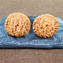 琪玉商城野生麒麟纹高端文玩核桃