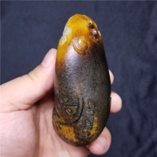 苏州仿古工艺实力派王清大师代表作金包银一级脂白仿古守护大把件507.6克，重器询价六位数，子冈杯获金奖作品，和田玉籽料圈网红作品，真正的收藏大家拥有的好宝贝！
