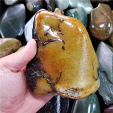 琪玉商城和田玉细腻油润撒金皮白玉籽料大摆件，重器询价五位数！