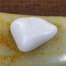 琪玉商城和田玉细腻油润白玉籽料28.6克