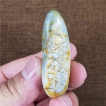 琪玉商城细腻油润白玉籽料56.8克