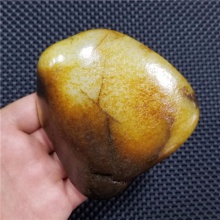 琪玉商城细腻油润玛丽艳撒金枣红皮老熟白玉大摆件籽料534.6克，重器询价六位数！