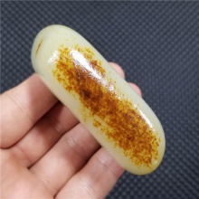 琪玉商城细腻油润双面天地聚枣红皮白玉籽料173克，重器询价六位数！