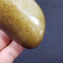 琪玉商城细腻油润完整老熟满秋梨皮白玉籽料173克，重器询价六位数！
