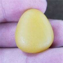 琪玉商城细腻油润黄沁水石籽料7.3克