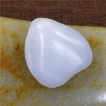 琪玉商城和田玉细腻油润白玉籽料36.6克