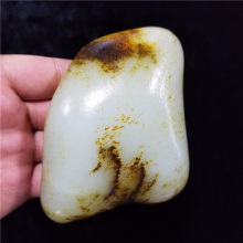 琪玉商城细腻完整玛丽艳撒金皮白玉籽料大玩料372克，重器询价六位数！