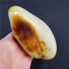 琪玉商城细腻油润撒金枣红皮白玉籽料886.8克，重器询价六位数！