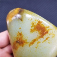 琪玉商城细腻油润老熟枣红皮白玉籽料615克，重器询价六位数！