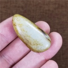 琪玉商城和田玉细腻油润秋梨皮白玉籽料18克