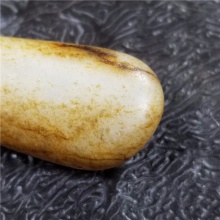 琪玉商城和田玉细腻油润秋梨皮白玉籽料18克