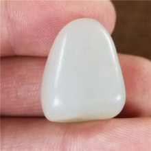 琪玉商城和田玉细腻油润完整好型白玉手链籽料8.5克