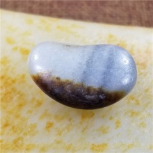 琪玉商城和田玉细腻完整聚黑秋梨皮青花手链籽料6.8克