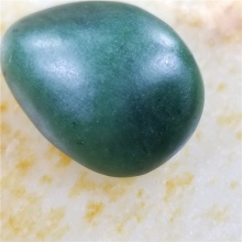 琪玉商城和田玉细腻油润完整好型稀少罕见正宗菠菜绿碧玉籽料6.5克，玉友已结缘0506！