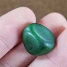 琪玉商城和田玉细腻油润完整好型稀少罕见正宗菠菜绿碧玉籽料5.9克，玉友已结缘0506！