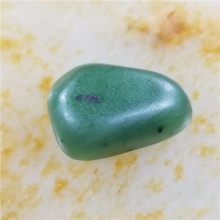 琪玉商城和田玉细腻油润完整好型稀少罕见正宗菠菜绿碧玉籽料4克