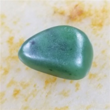 琪玉商城和田玉细腻油润完整好型稀少罕见正宗菠菜绿碧玉籽料4克