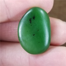 琪玉商城和田玉细腻油润完整好型稀少罕见正宗菠菜绿碧玉籽料5.2克