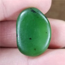 琪玉商城和田玉细腻油润完整好型稀少罕见正宗菠菜绿碧玉籽料5.2克