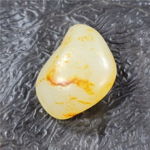 琪玉商城和田玉籽料9.2克