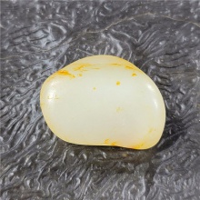 琪玉商城和田玉籽料9.2克