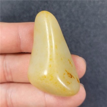 琪玉商城和田玉籽料31.9克