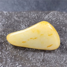 琪玉商城和田玉籽料31.9克