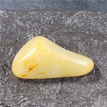 琪玉商城和田玉籽料31.9克