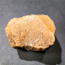新疆大漠戈壁黑油皮鸡油黄沙漠漆戈壁玛瑙天然玩料摆件917.8克