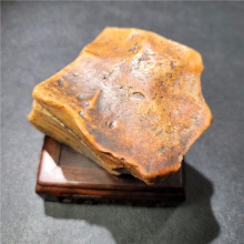 新疆大漠戈壁黑油皮鸡油黄沙漠漆戈壁玛瑙天然玩料摆件562.2克