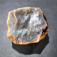 新疆大漠戈壁黑油皮鸡油黄沙漠漆戈壁玛瑙天然玩料摆件906.2克