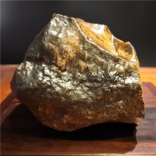新疆大漠戈壁沙漠漆戈壁玛瑙天然玩料金黄皮大金山摆件9300克