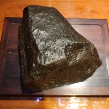 新疆大漠戈壁沙漠漆戈壁玛瑙天然玩料碧玉山子摆件7000克